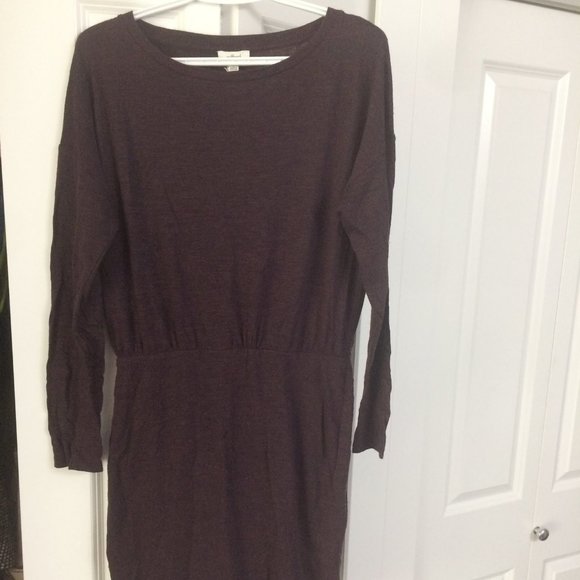 BNWT Aritzia Wilfred Dress Size L - Picture 1 of 3
